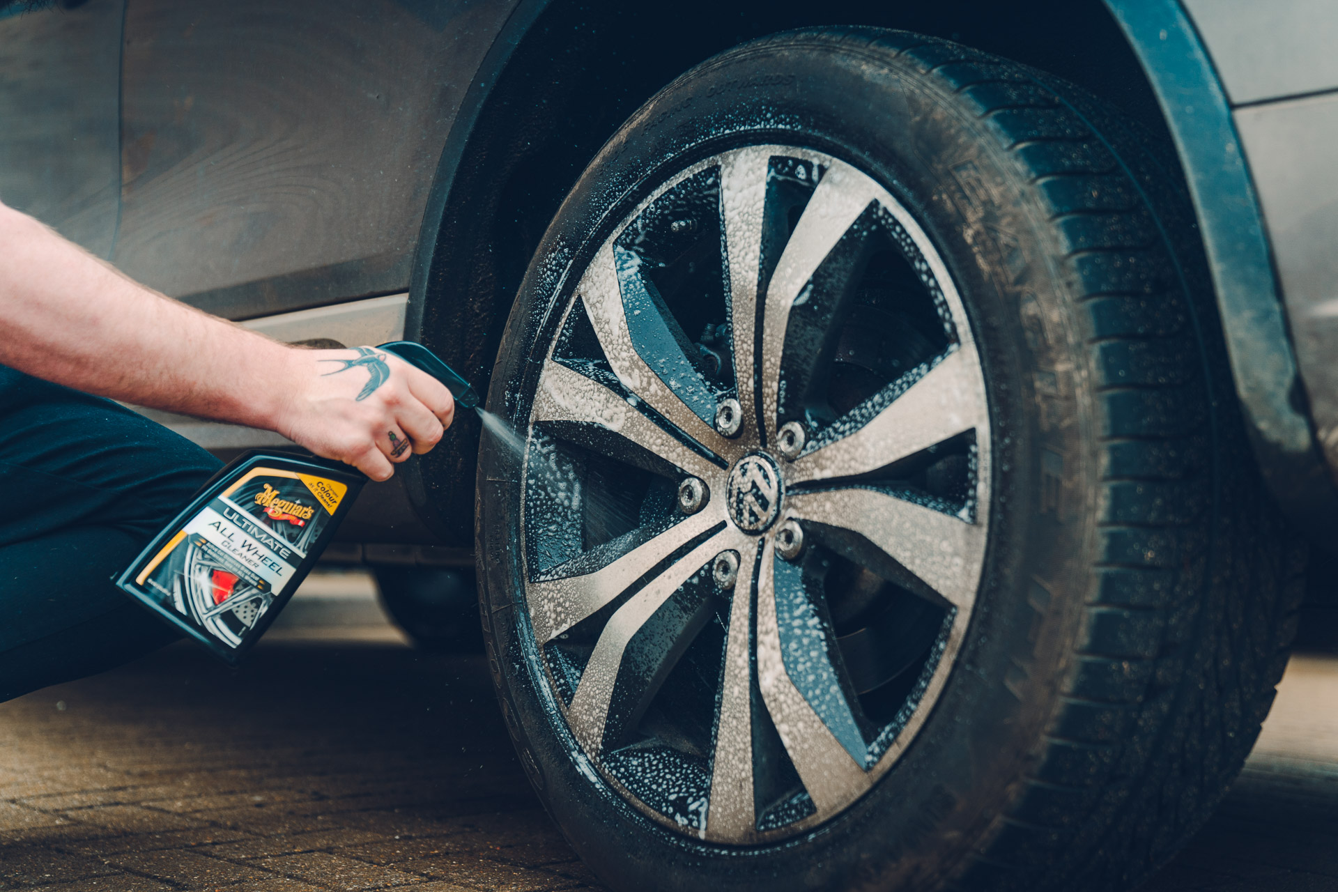 Meguiar's Ultimate All Wheel Cleaner - Shop Automotive Cleaners at