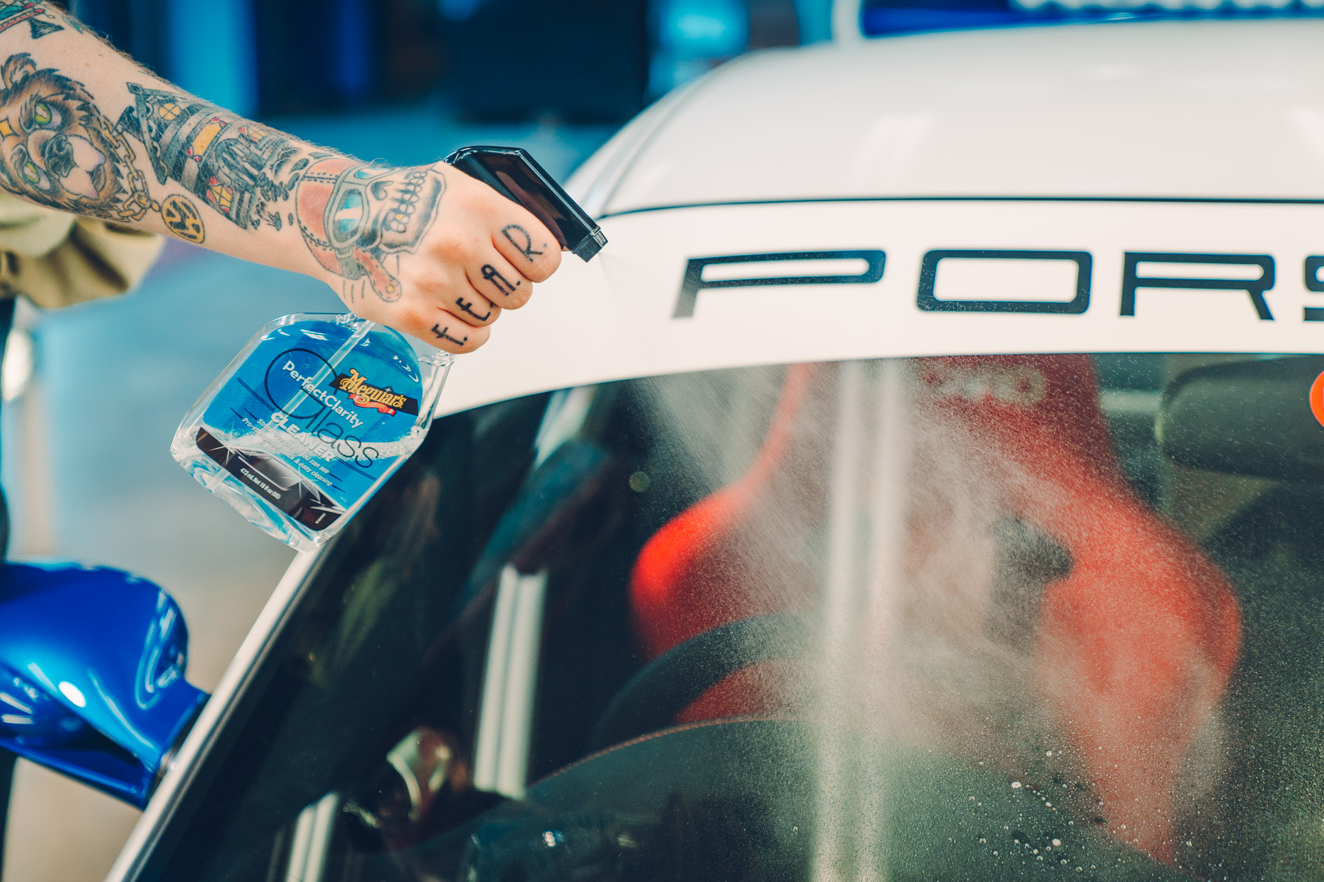 Car polishing: Why you should also polish the glass